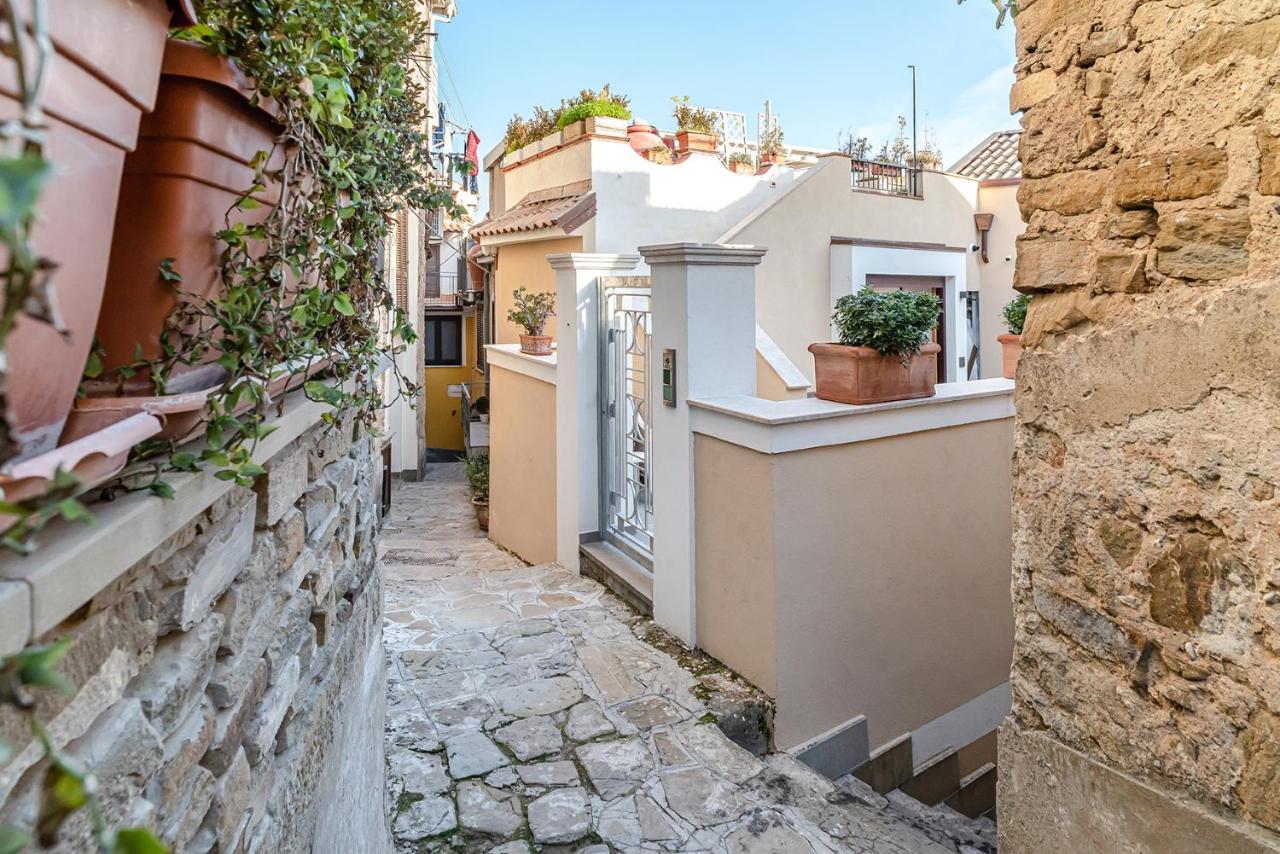 De Gulia Charme And Relax Bed and Breakfast Castellabate Εξωτερικό φωτογραφία
